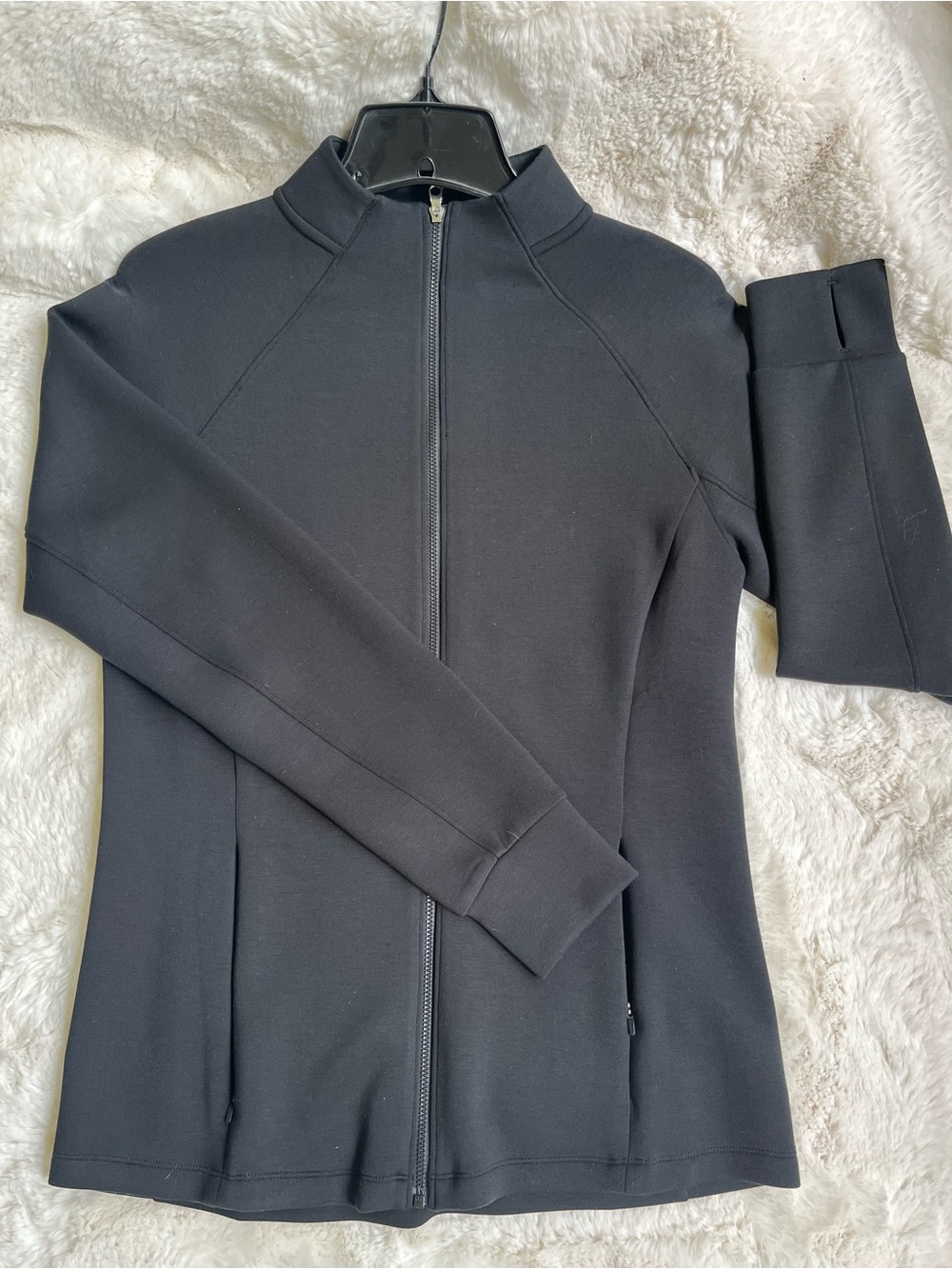 NWOT Varley DoubleSoft womens black zip front jacket, small
